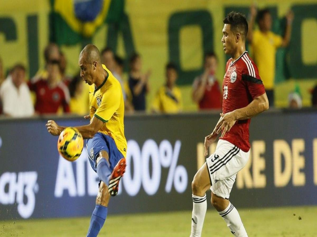 Jogador Miranda de Paranavaí é convocado para a Copa do Mundo