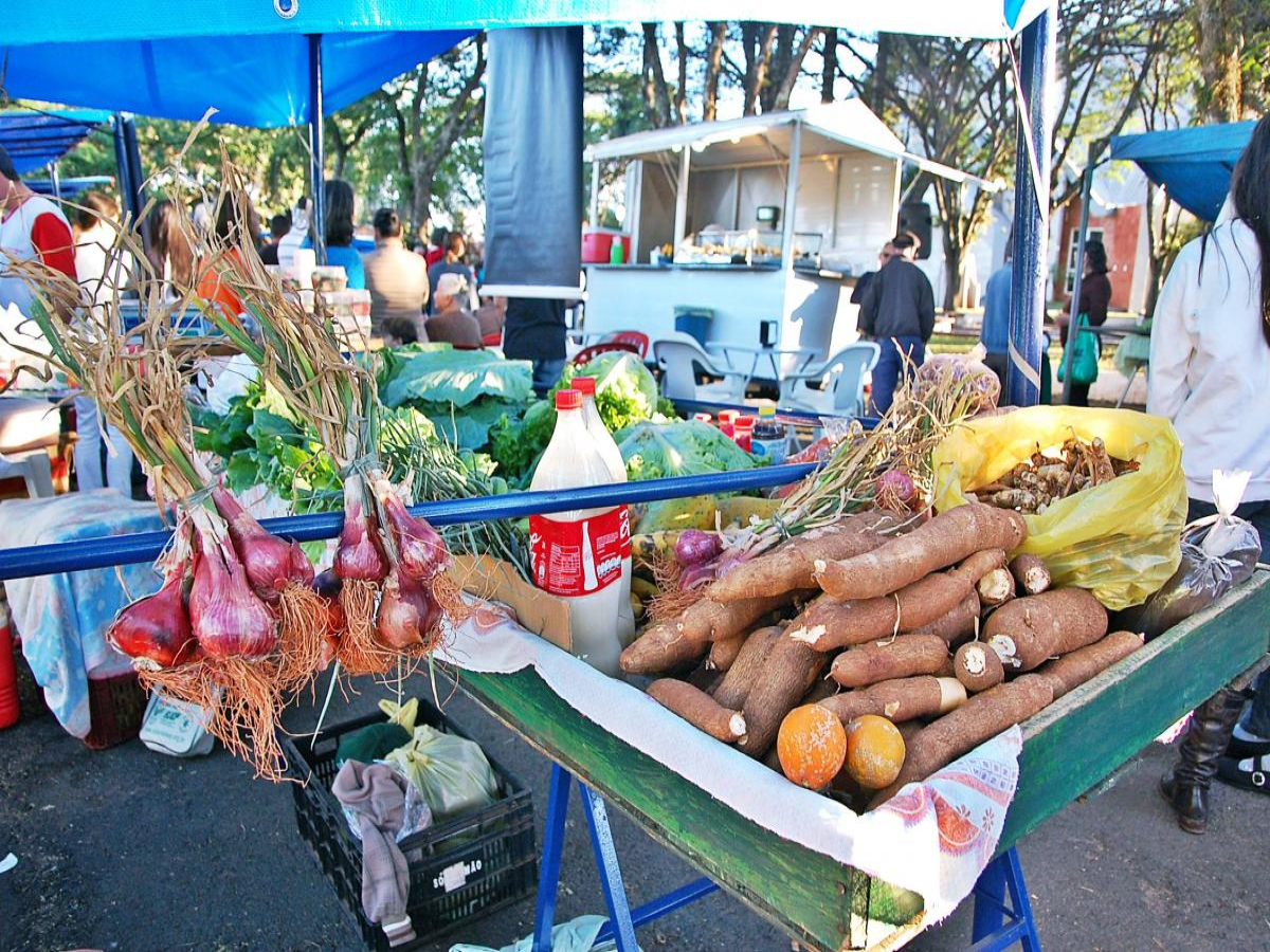 Feira da família  oferece várias opções de alimentos  em  São Tomé