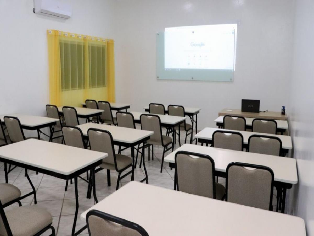 Escola de cursos dá golpe em mais de 30 pessoas em Paranavaí