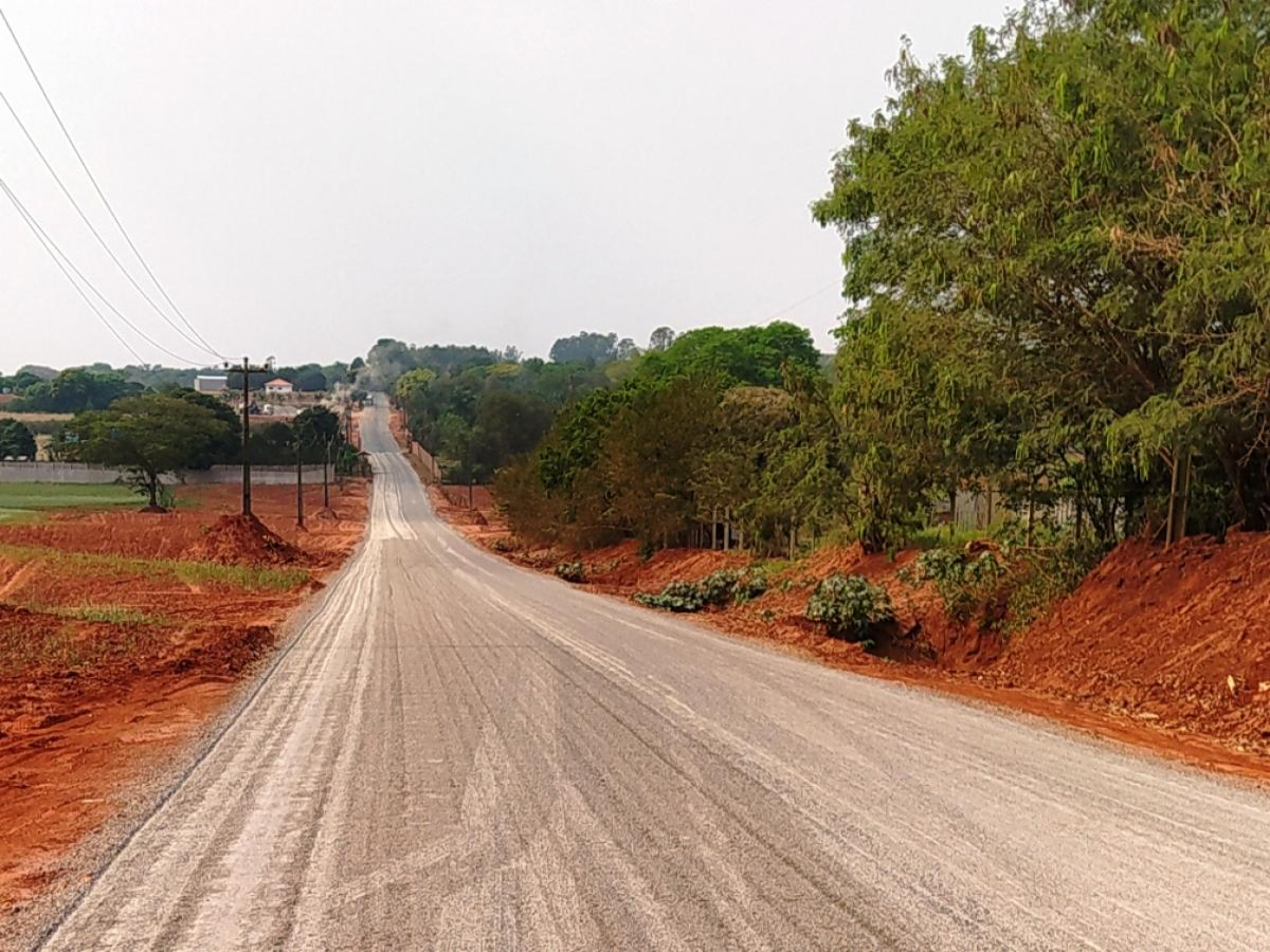 Antes do prazo, Prefeitura de Cianorte entrega pavimentação da Estrada Ivaí