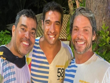 Ex-jogador do Santos posta foto com Abel Ferreira: 'Próximo treinador do Brasil'