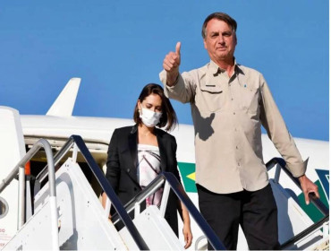 Após pronunciamento, Bolsonaro deixa o Brasil rumo aos EUA