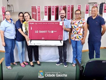 Instituições de ensino, cultura e saúde recebem televisores novos em Cidade Gaúcha