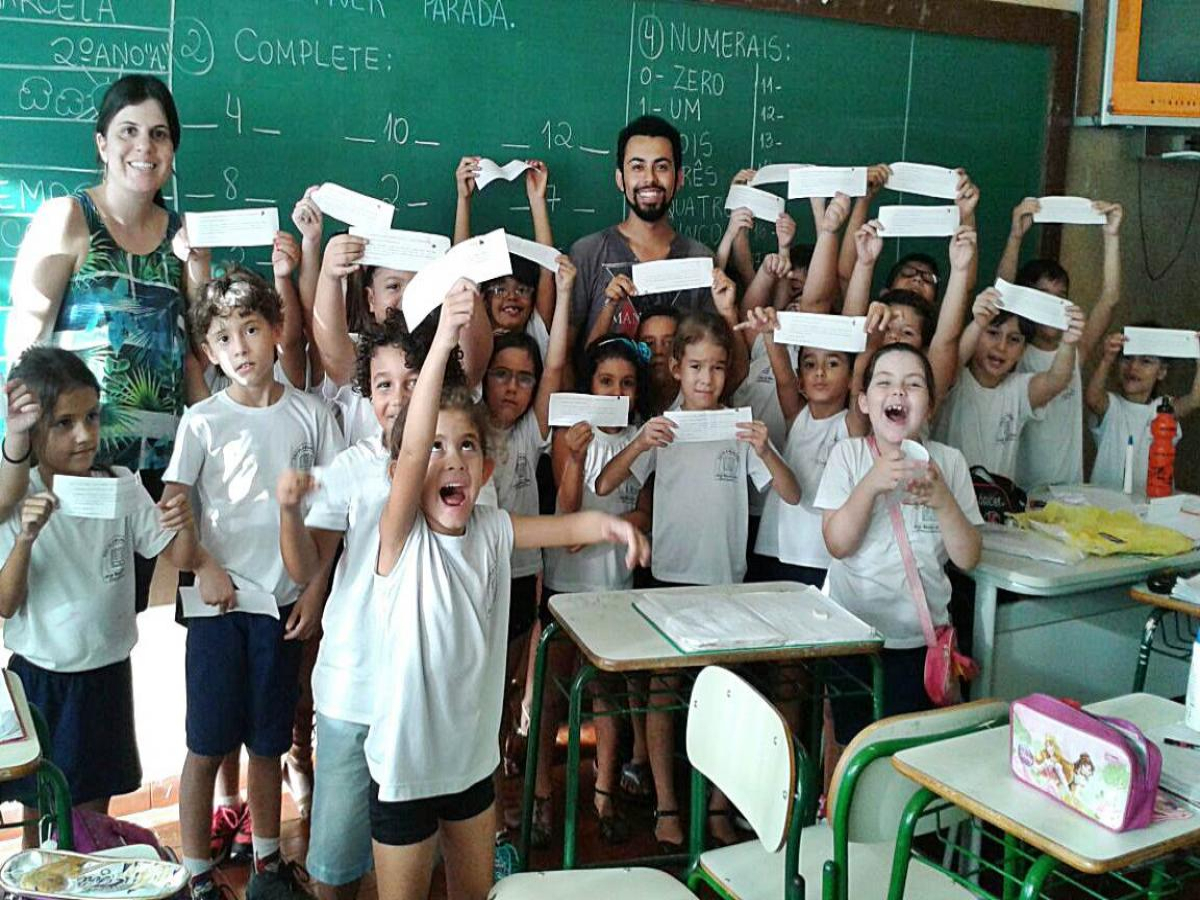 Escola Jorge Moreira aposta na crotalária para combater o Aedes aegypti