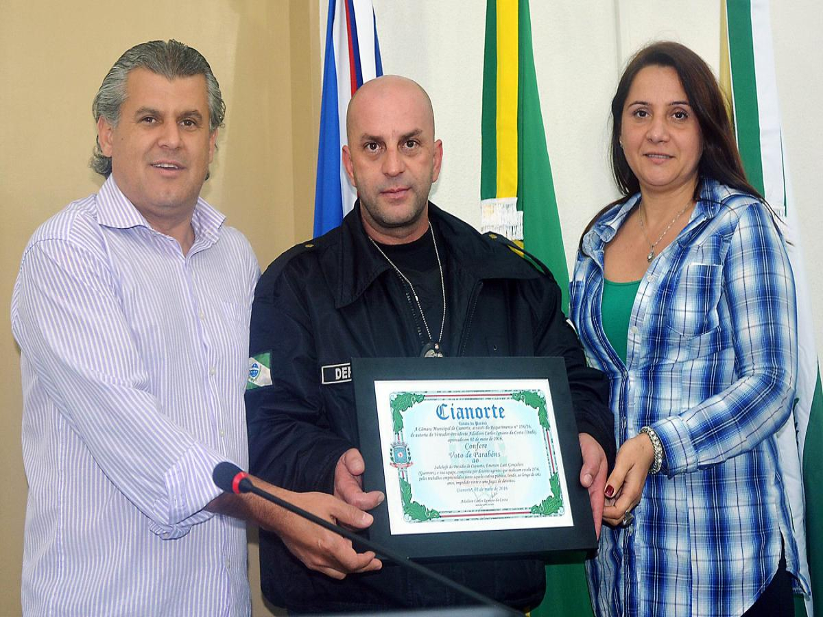 Subchefe do Presídio de Cianorte recebe Certificado de Voto de Parabéns